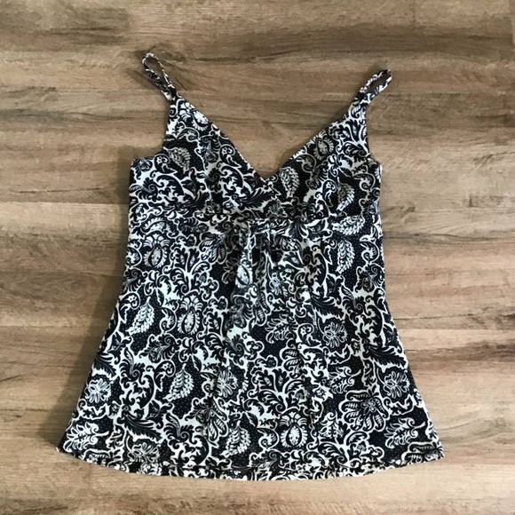 Apt. 9 Tops - 🌵3/$20 Apt.9 Camisole Tank Top